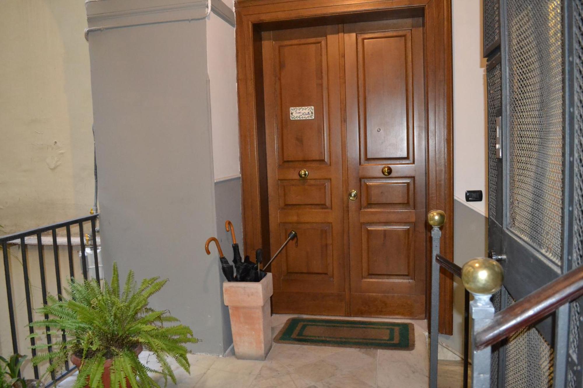לינה וארוחת בוקר נאפולי Residenza Suor Orsola מראה חיצוני תמונה